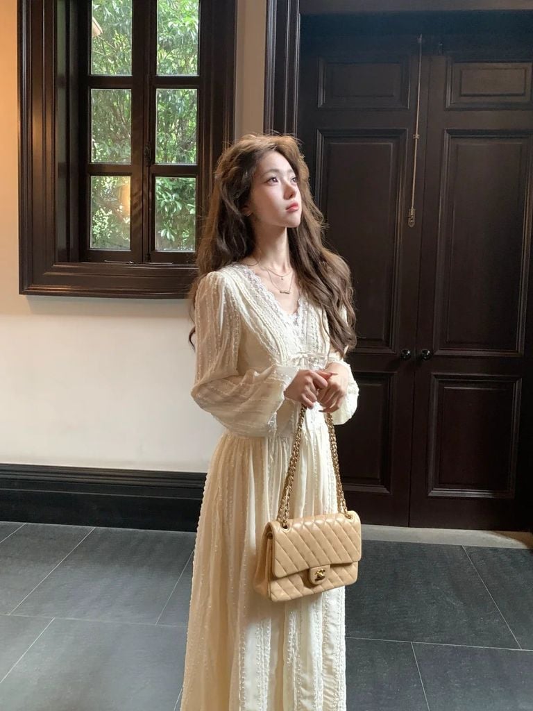 Đầm cổ điển