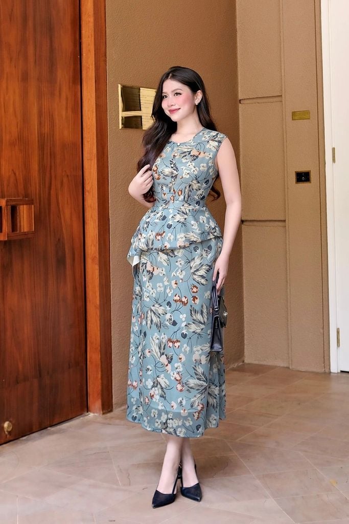 Đầm peplum dự tiệc