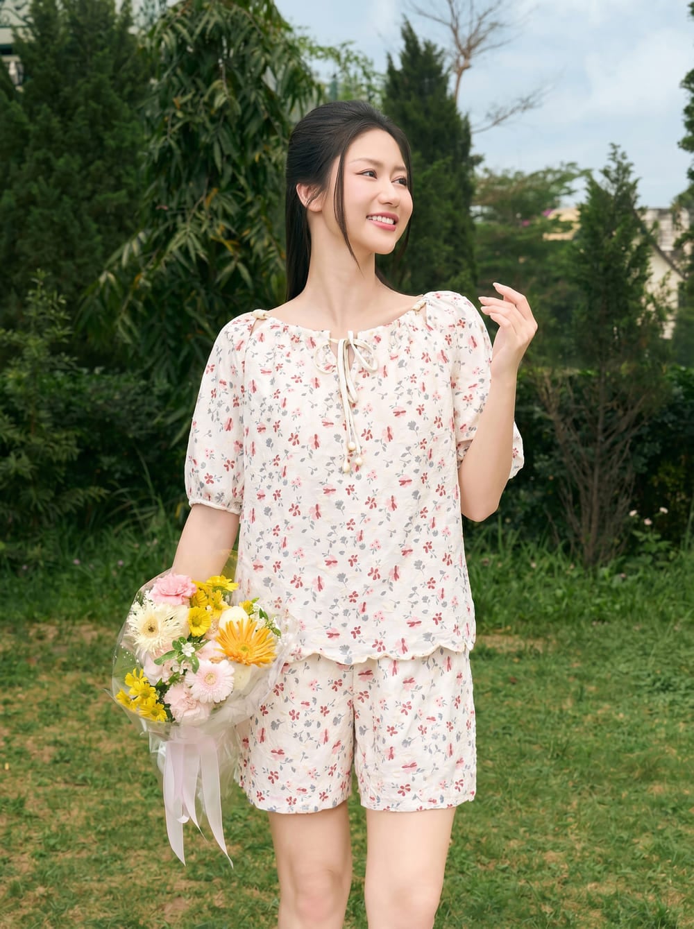 bộ đùi tay cộc cổ tròn gấu sóng