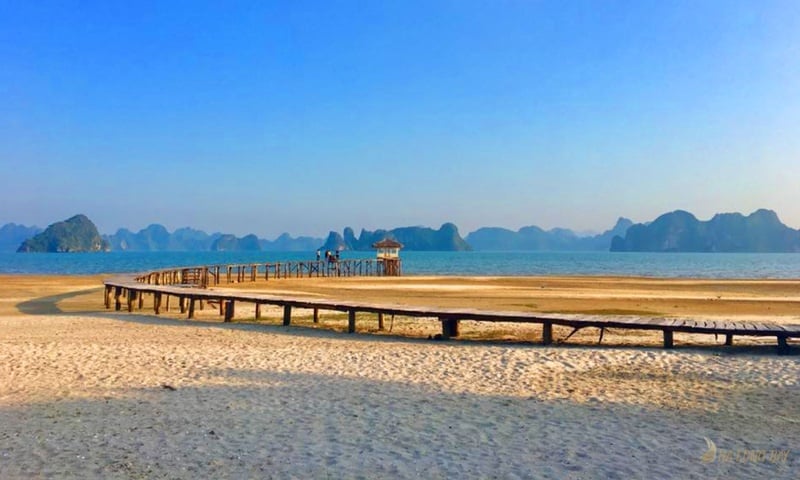 Vân Đồn ở đâu?