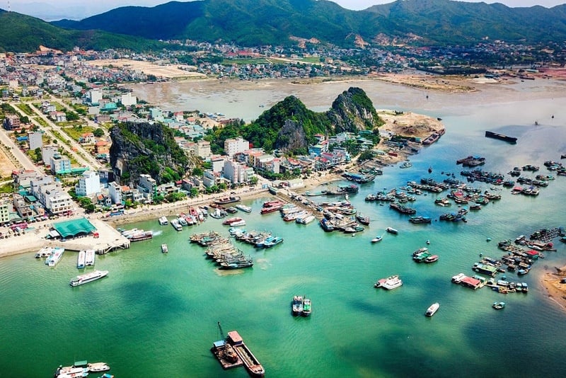 Vân Đồn ở đâu?