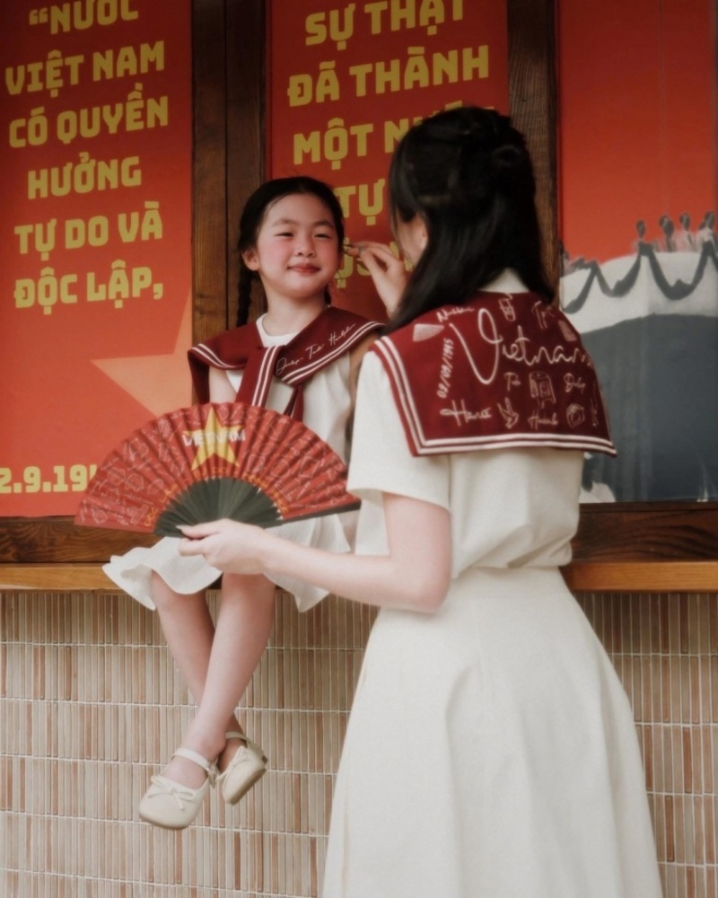 Lưu ngay 20+ outfit phối đồ đi chơi lễ Quốc Khánh 2/9 siêu chảnh cho nàng
