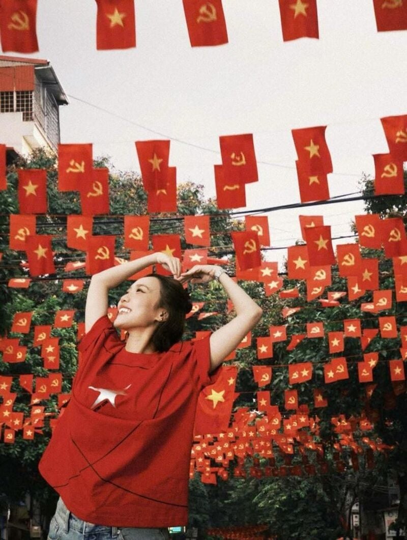 Lưu ngay 20+ outfit phối đồ đi chơi lễ Quốc Khánh 2/9 siêu chảnh cho nàng