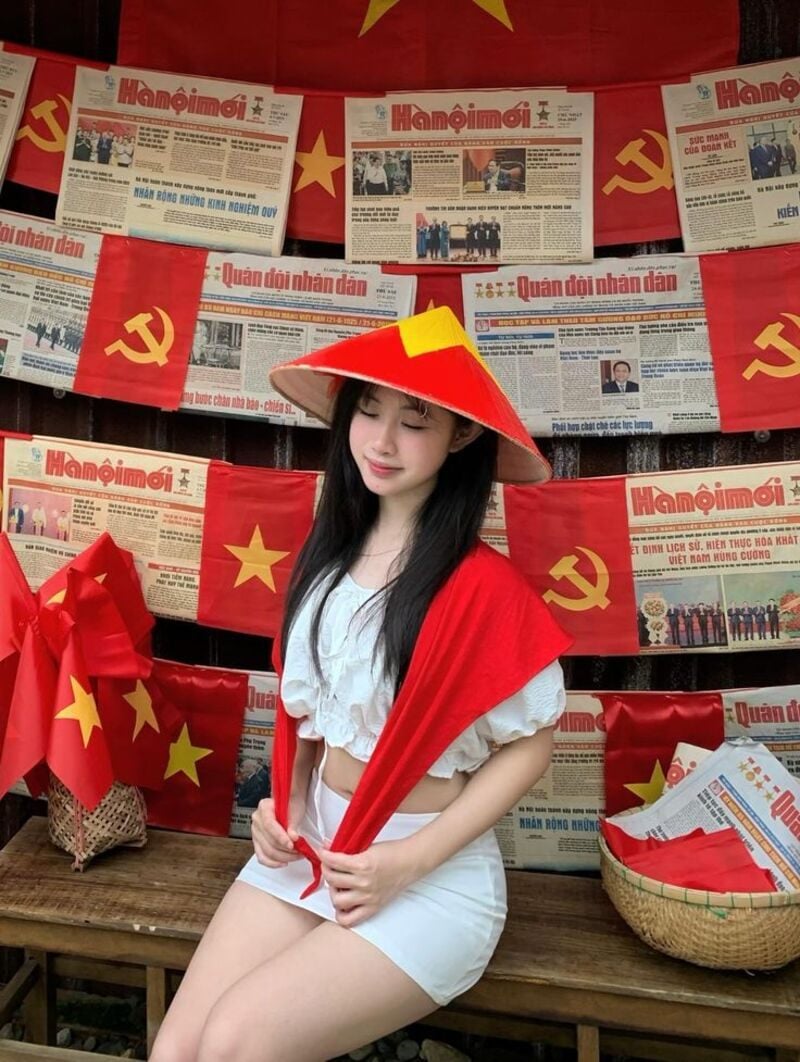Lưu ngay 20+ outfit phối đồ đi chơi lễ Quốc Khánh 2/9 siêu chảnh cho nàng
