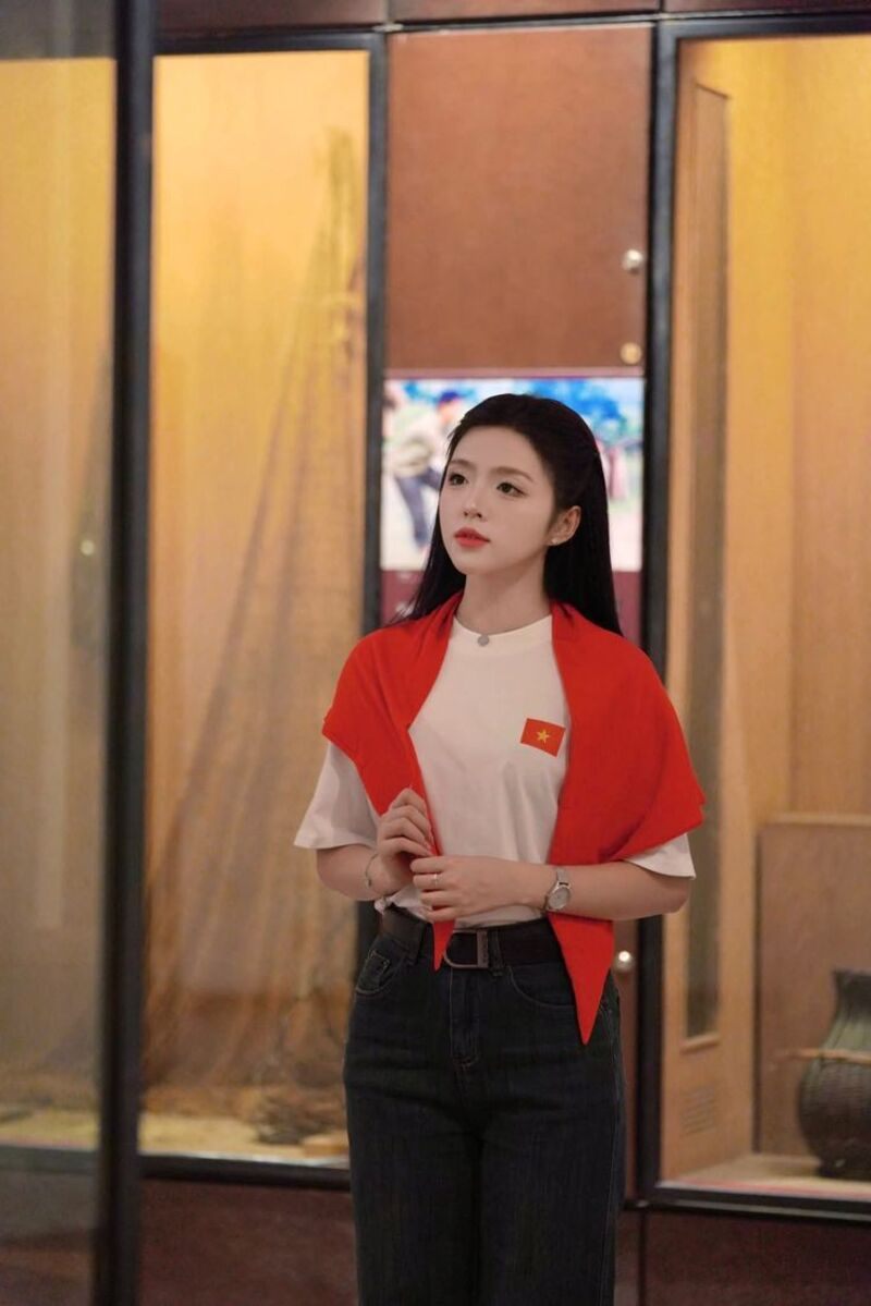 Lưu ngay 20+ outfit phối đồ đi chơi lễ Quốc Khánh 2/9 siêu chảnh cho nàng