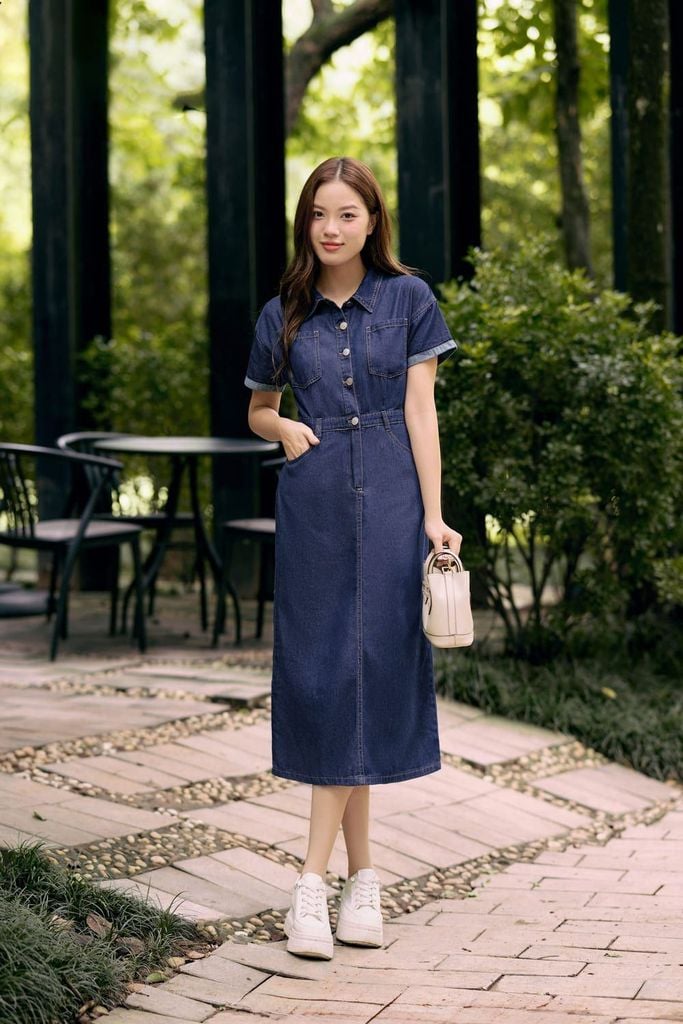 Mặc váy chữ A nên mang giày gì