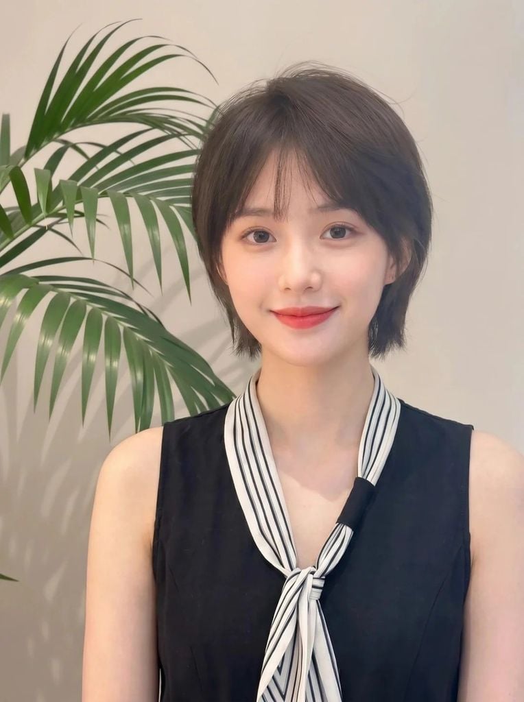 mặt trái xoan là gì