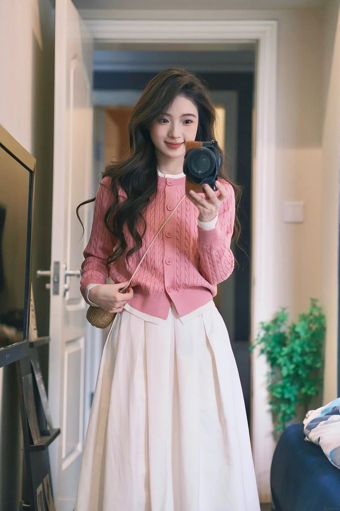 màu hồng đào là màu gì