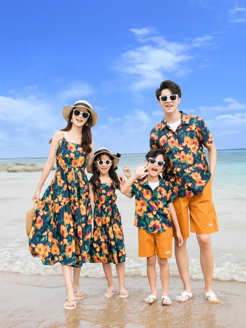 những bộ quần áo đi biển