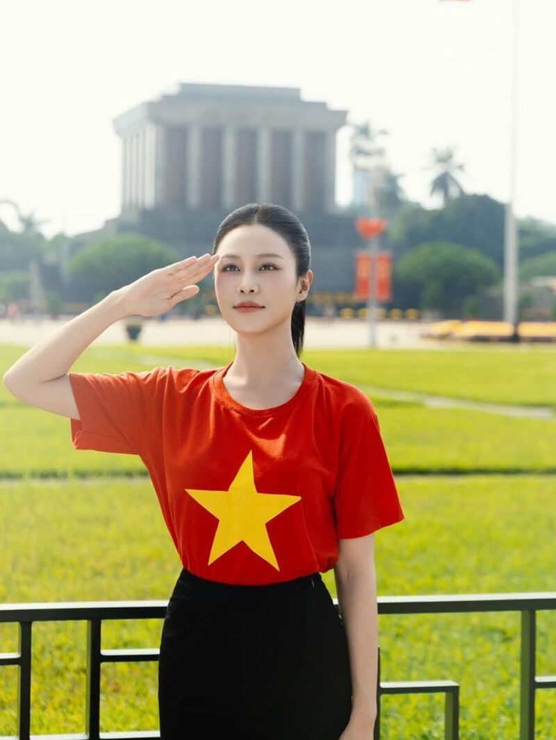 Lưu ngay 20+ outfit phối đồ đi chơi lễ Quốc Khánh 2/9 siêu chảnh cho nàng
