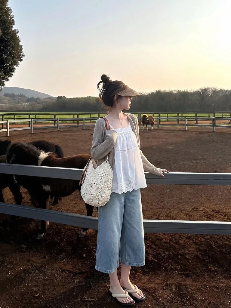 Quần culottes lửng