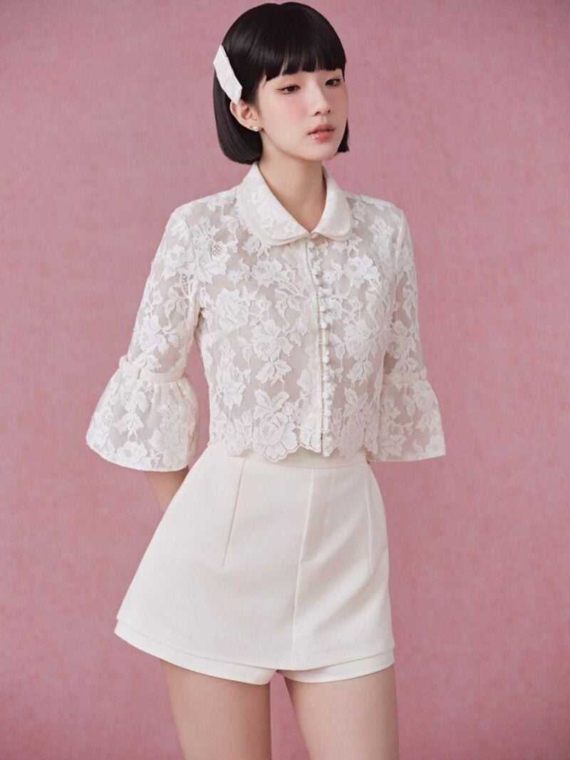 Quần giả váy mix cùng áo trễ vai