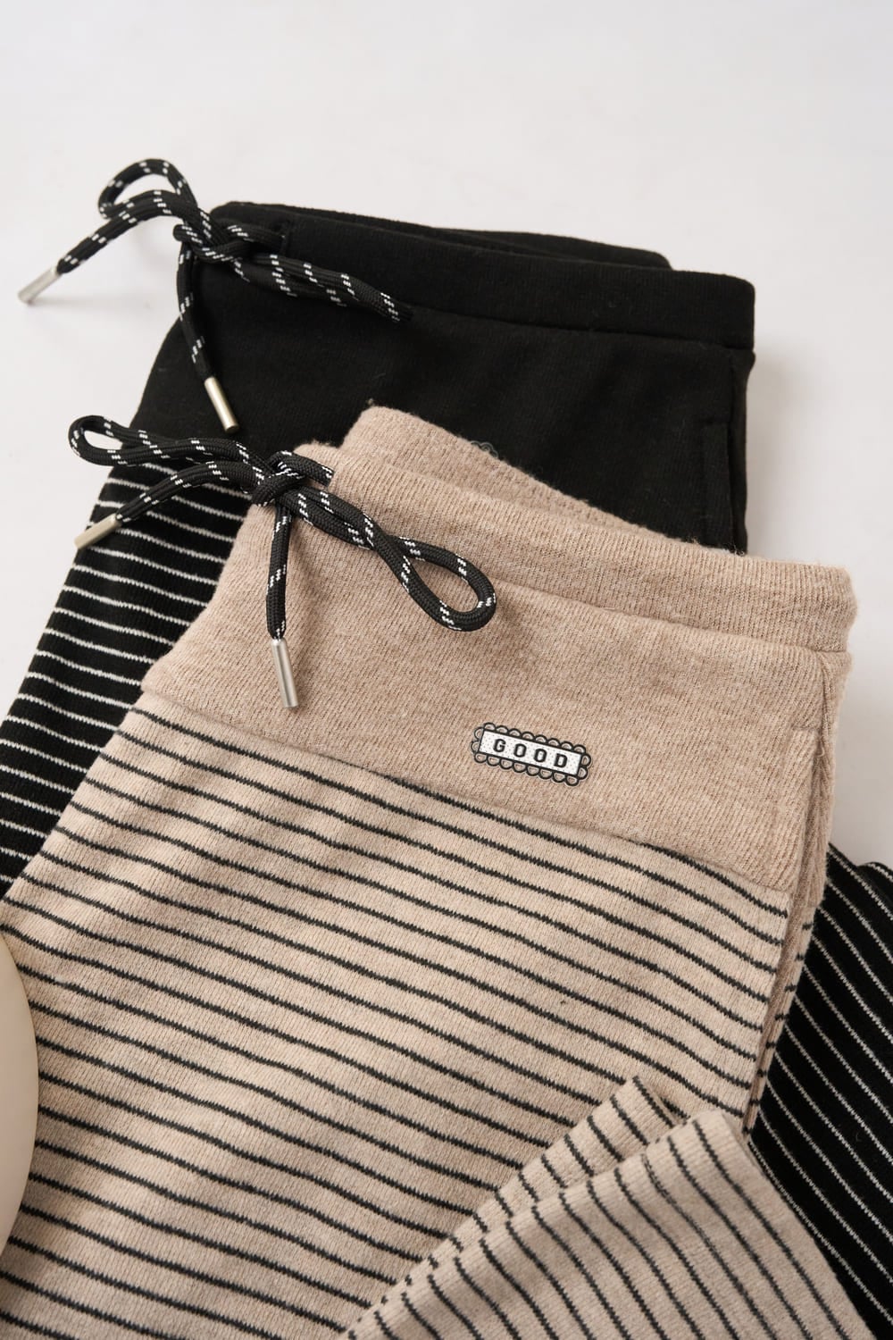 Quần suông cạp phối hông vải Nỉ kẻ ngang ấm áp cạp chun có dây điều chỉnh