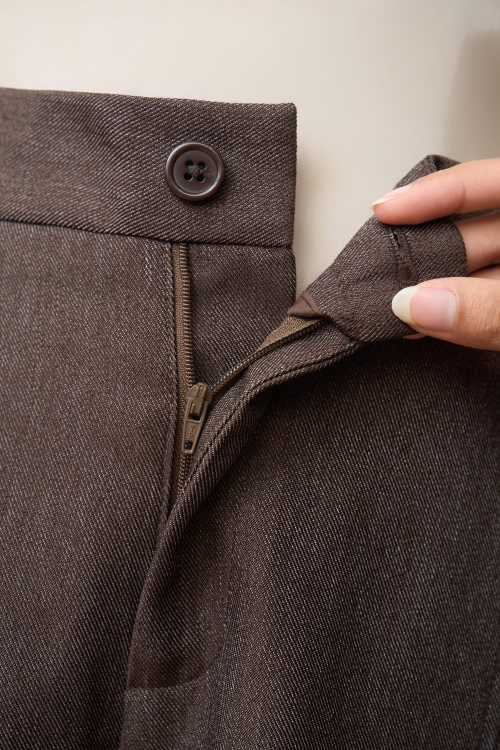 Quần dài dáng suông phối đai