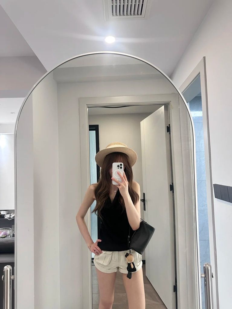 Cách phối đồ với Quần short nữ