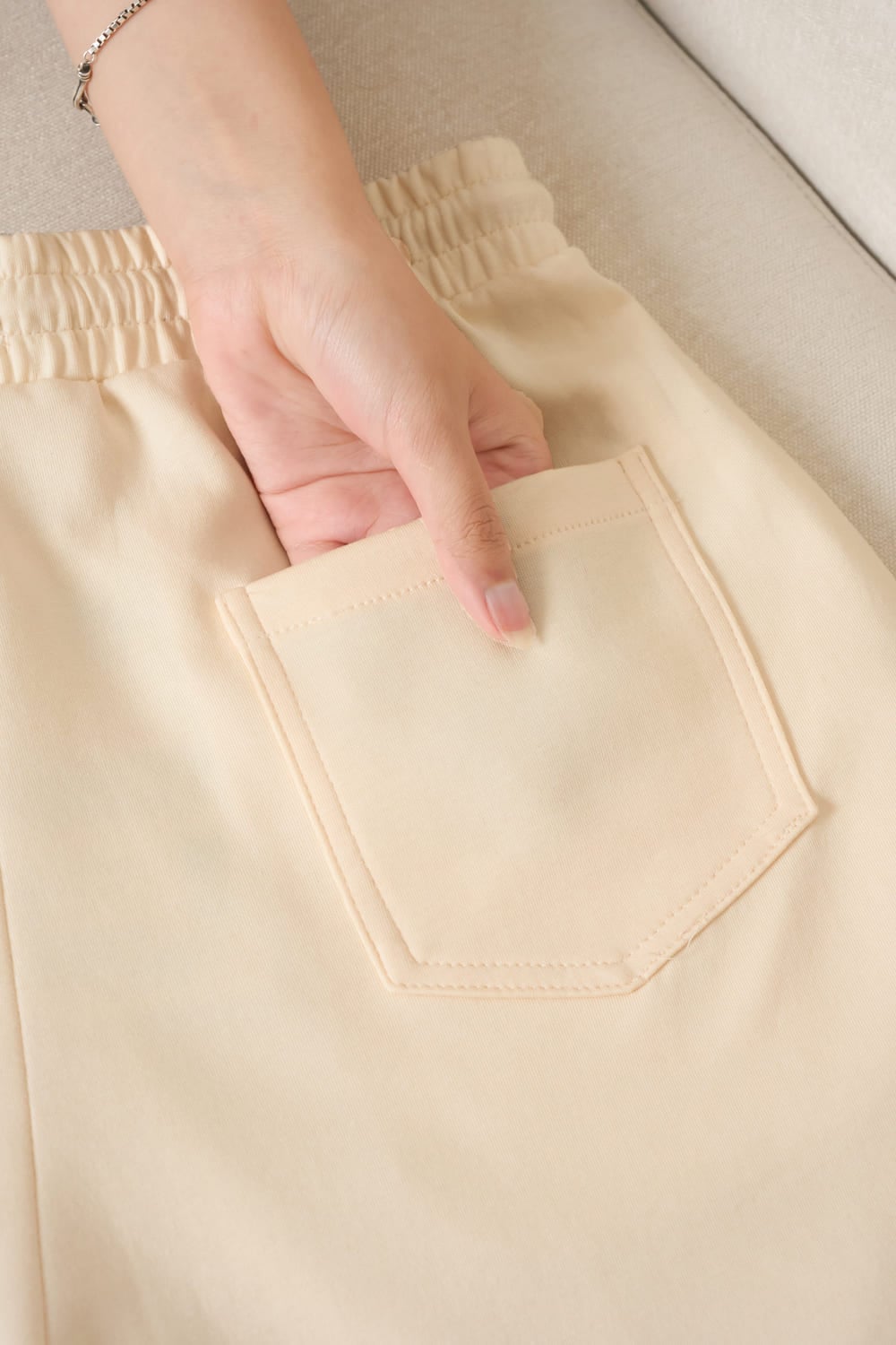 Quần sooc nữ cotton umi cạp chun phối túi hàm ếch