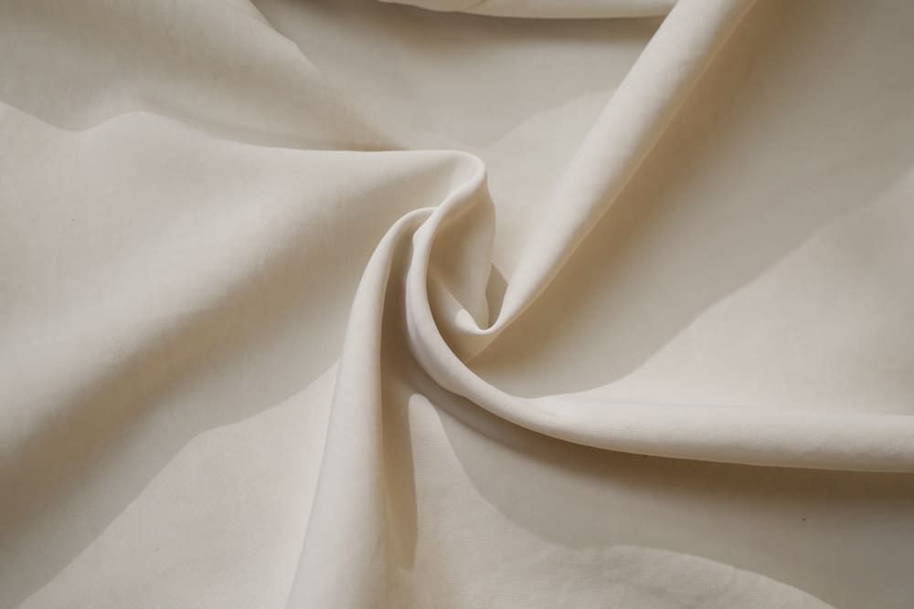 Quần dài dáng bom phối ren