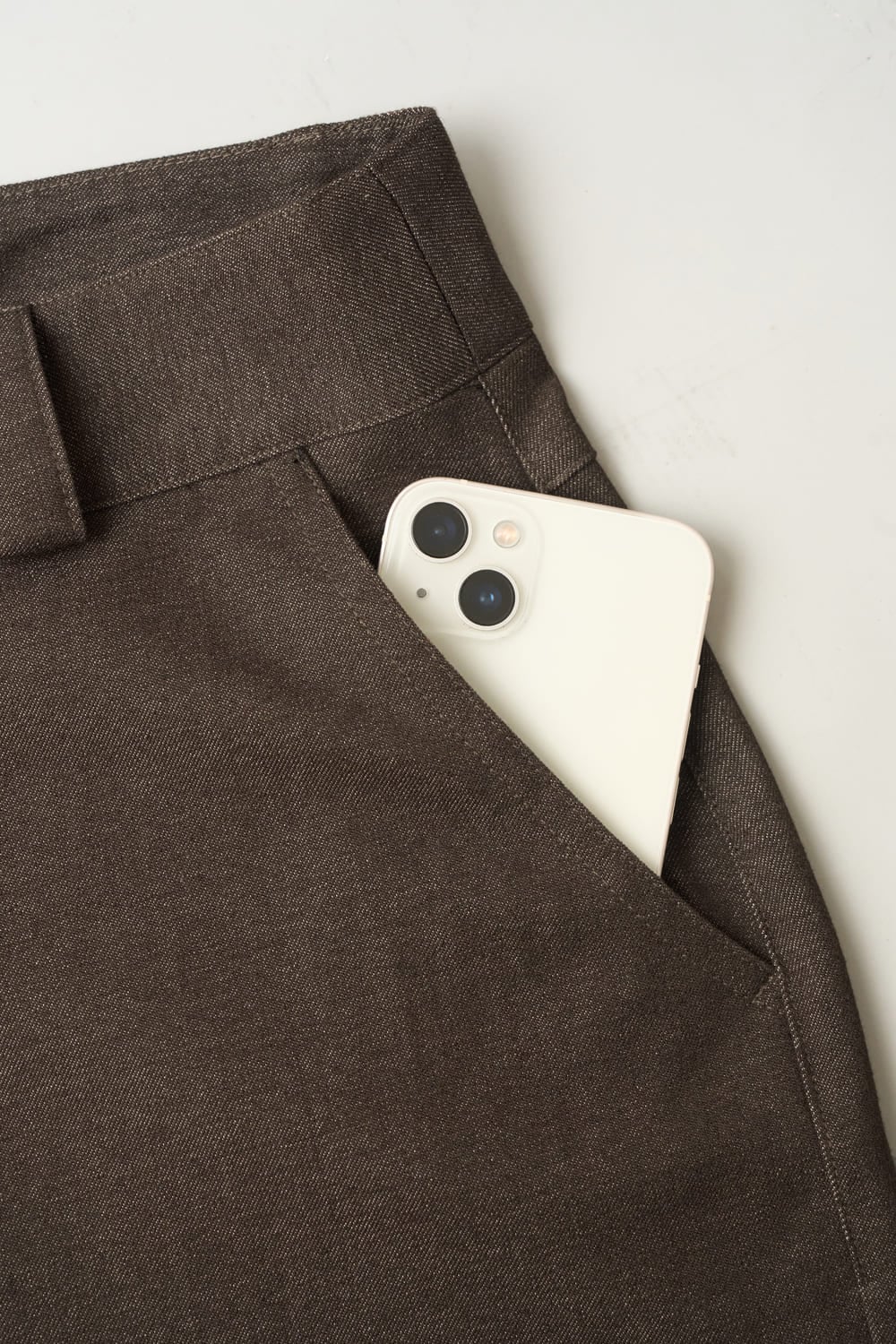 Quần nữ Younger vải giả denim dày dặn dáng ống suông cạp cao