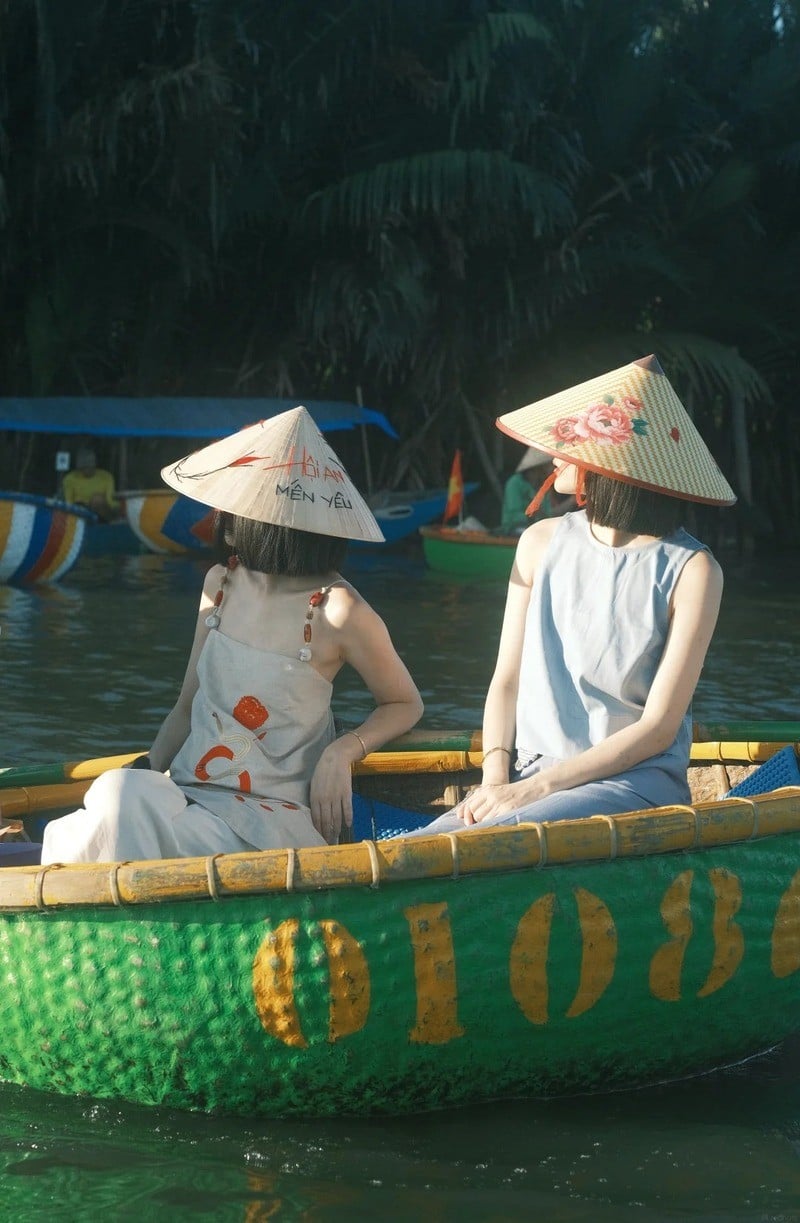 rừng dừa Bảy Mẫu