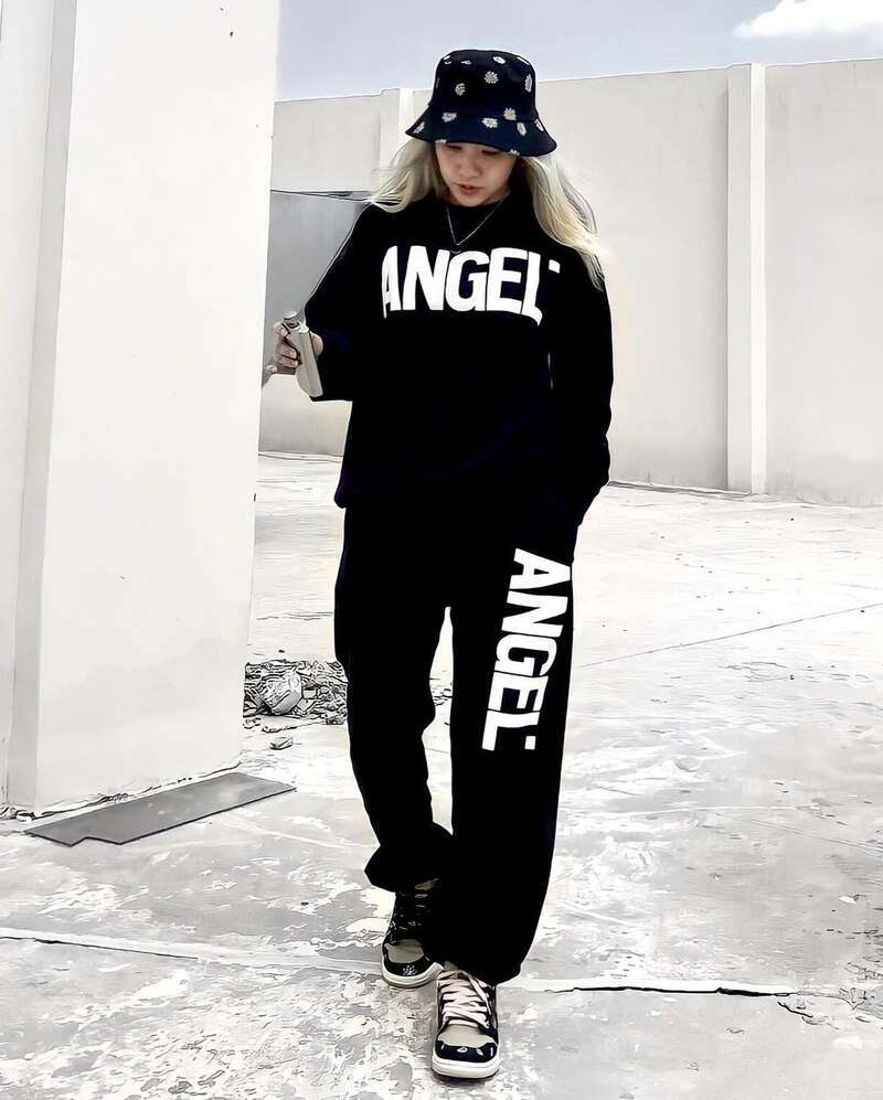 sweater local brand