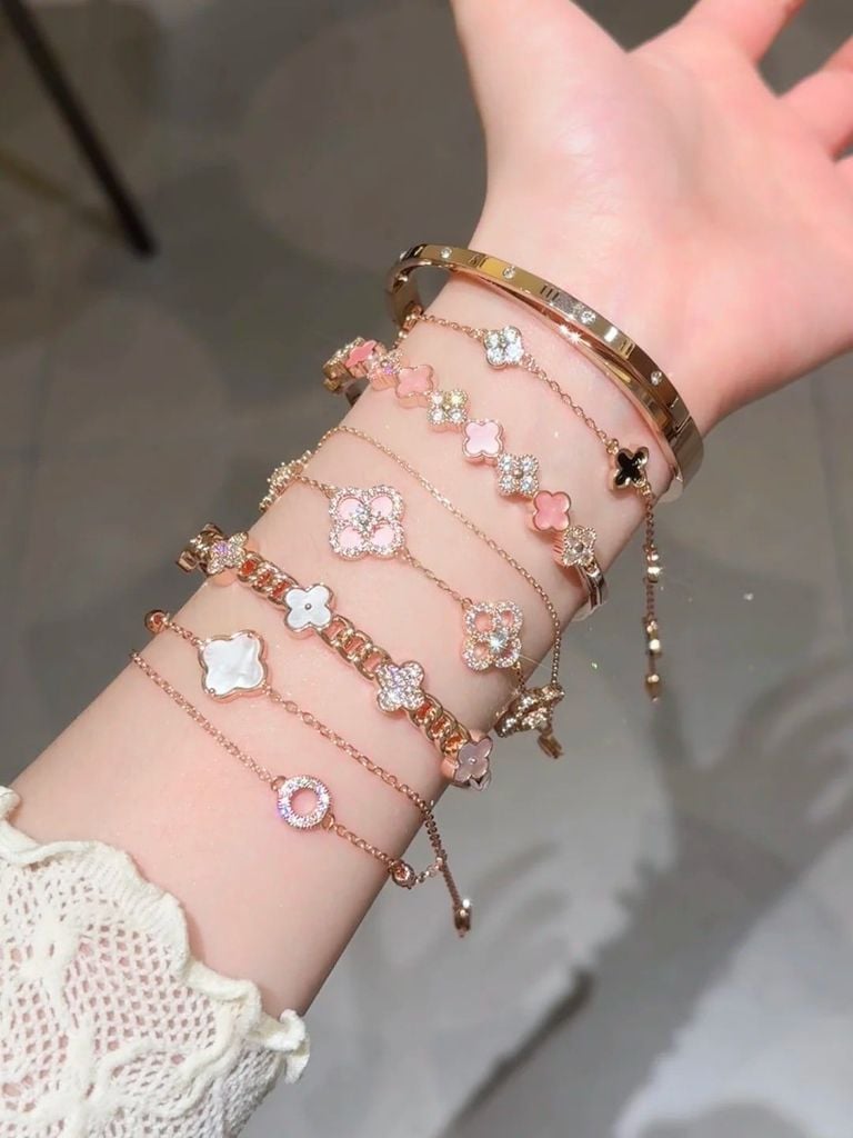 tặng quà sinh nhật gì cho bạn thân nữ
