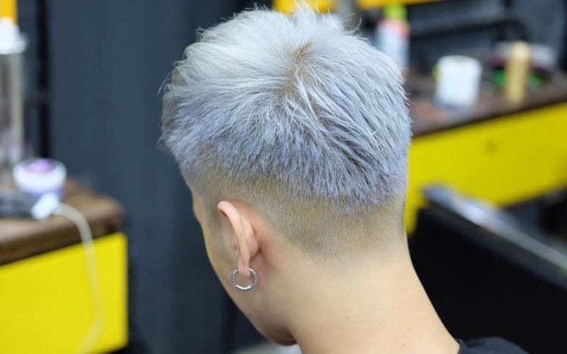 nhuộm tóc màu xám khói