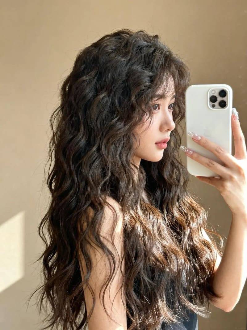 tóc xoăn nữ