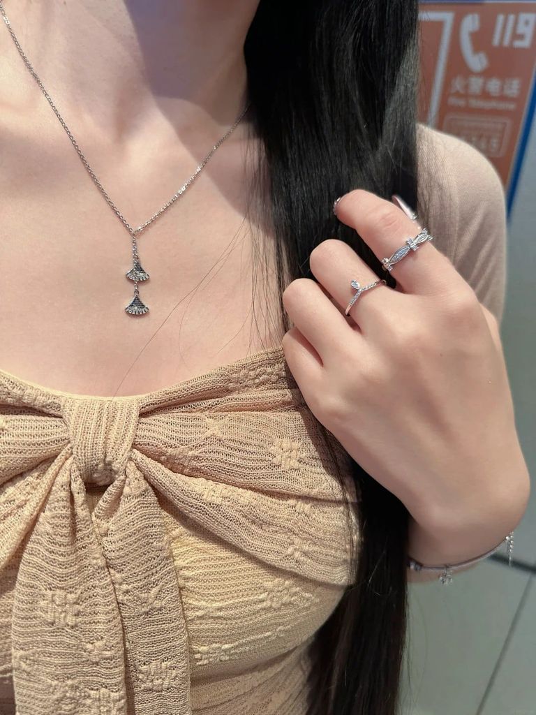 trang sức bạch kim