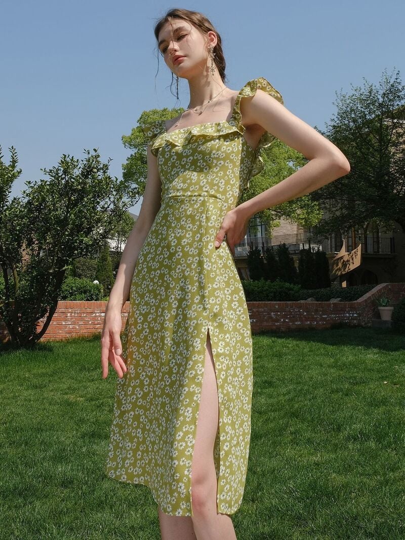 mẫu váy hoa nhí dáng dài hot nhất