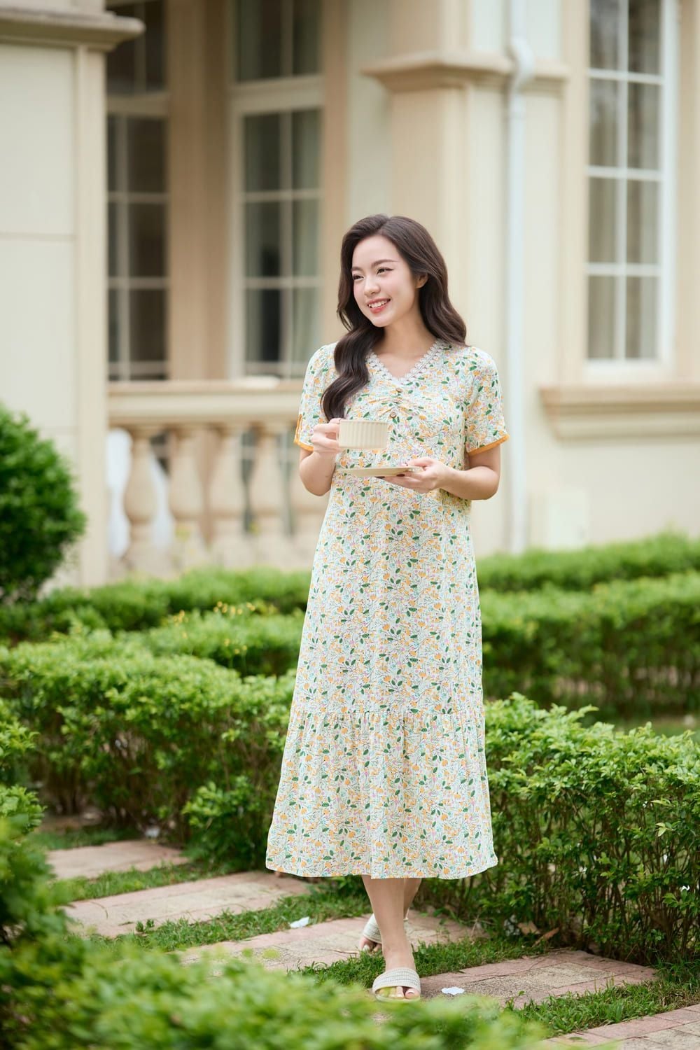 mẫu váy hoa nhí dáng dài hot nhất