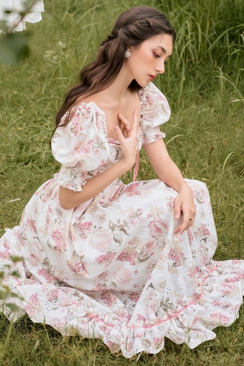 mẫu váy hoa nhí dáng dài hot nhất