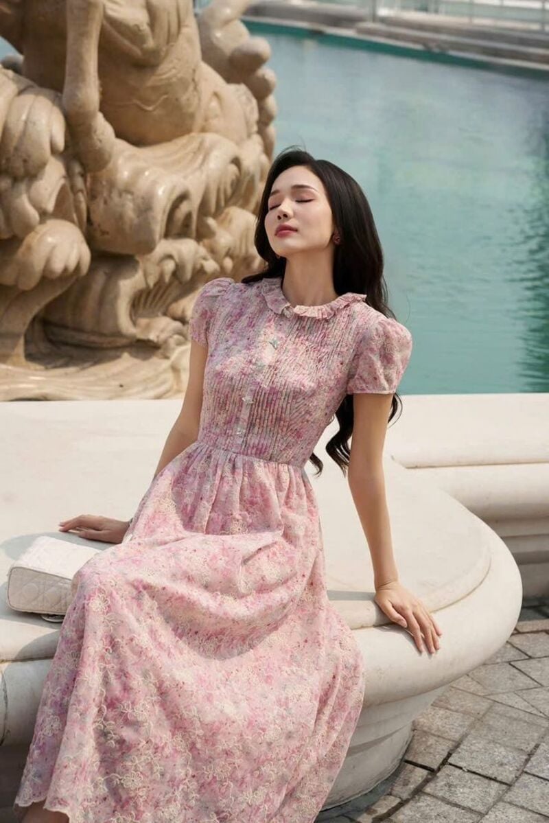 mẫu váy hoa nhí dáng dài hot nhất