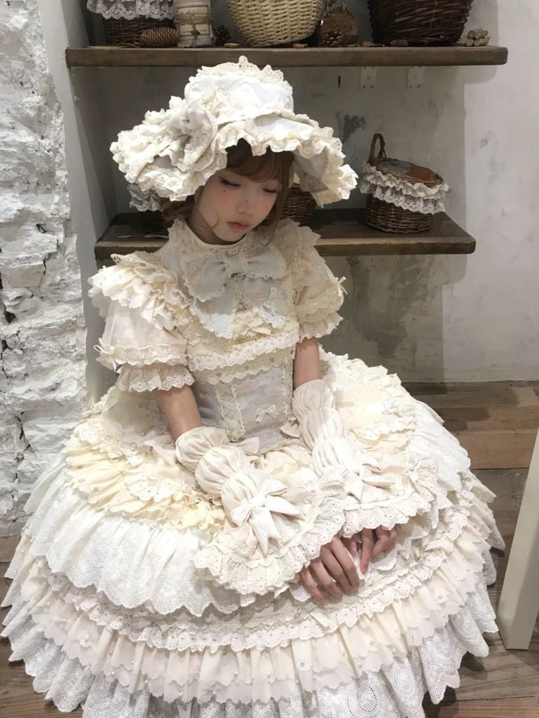 váy lolita đơn giản