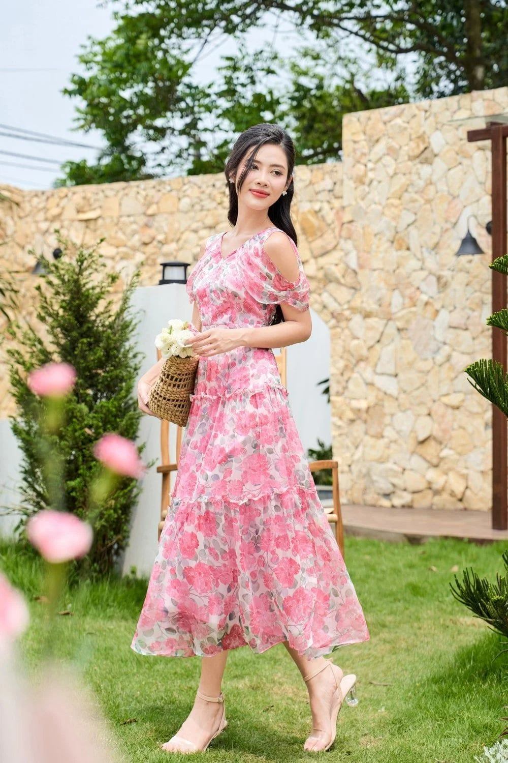 váy maxi cho người bắp tay to