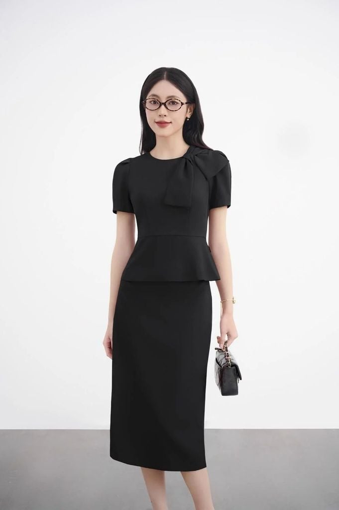 Váy peplum