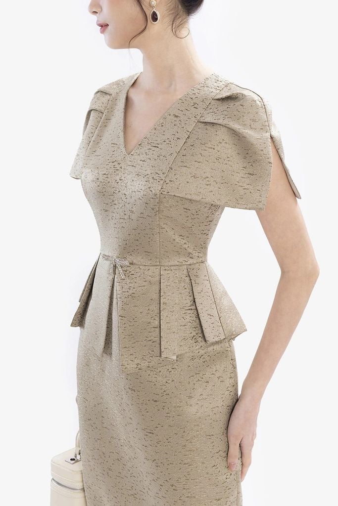 Váy peplum
