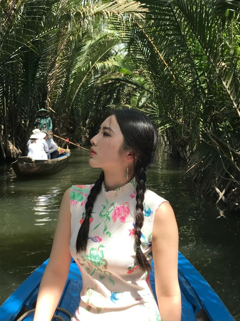 Gia nhập đường đua xuồng ba lá Cồn Thới Sơn khi di du lịch Miền Tây