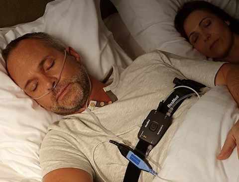 😪 Ngưng thở khi ngủ: Dấu hiệu thầm lặng nhưng cực kỳ nguy hiểm – Vì sao cần dùng máy đo đa ký?