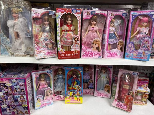 Licca hay Barbie? Chọn búp bê nào cho bé gái