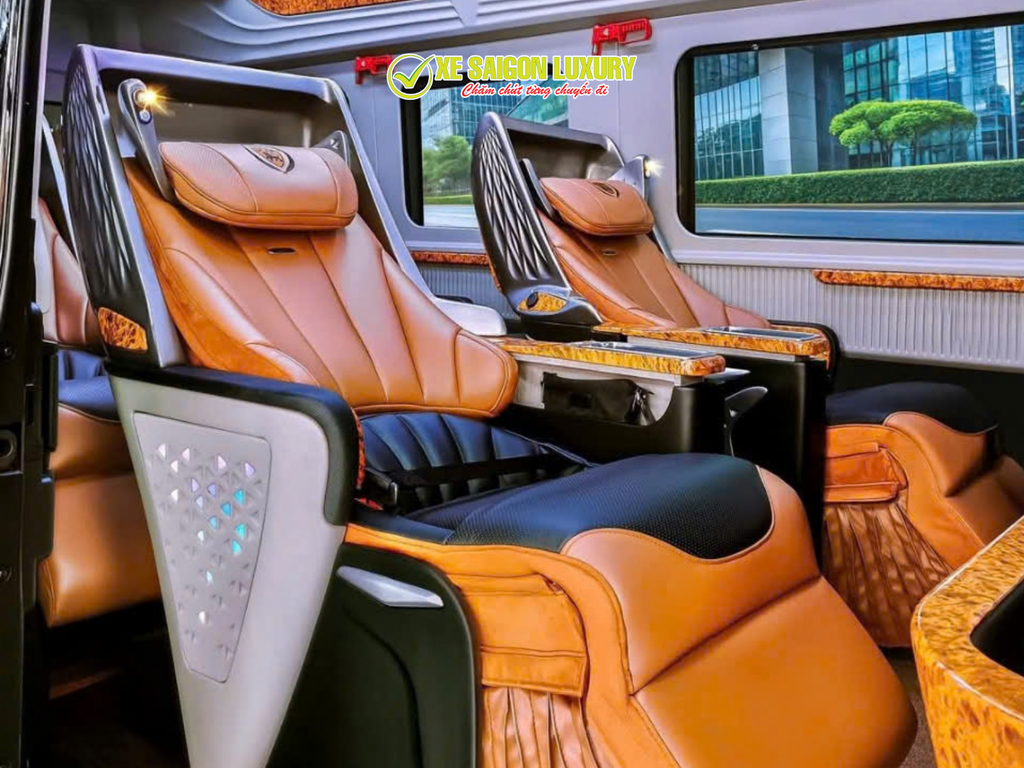 cho-thue-xe-limousine-di-tinh