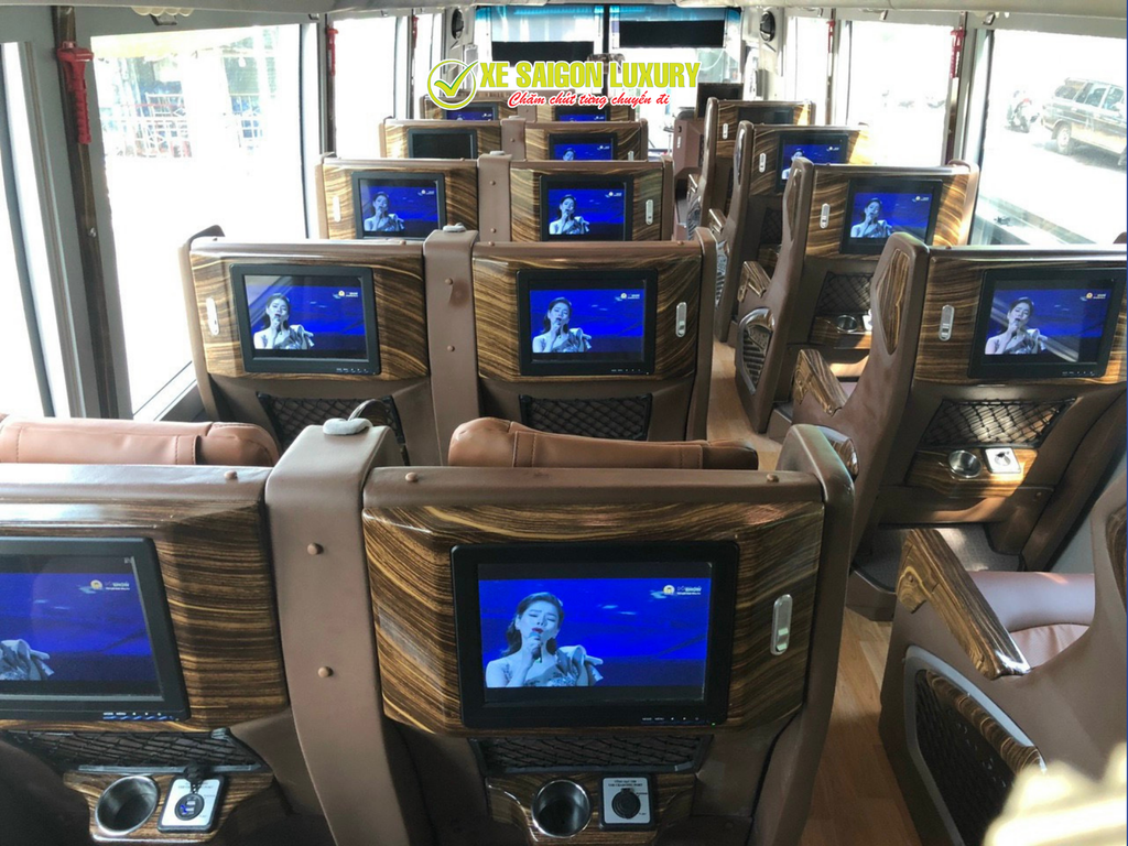 private-car-rental-saigon