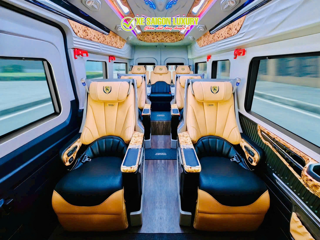 thue-xe-limousine-10-cho