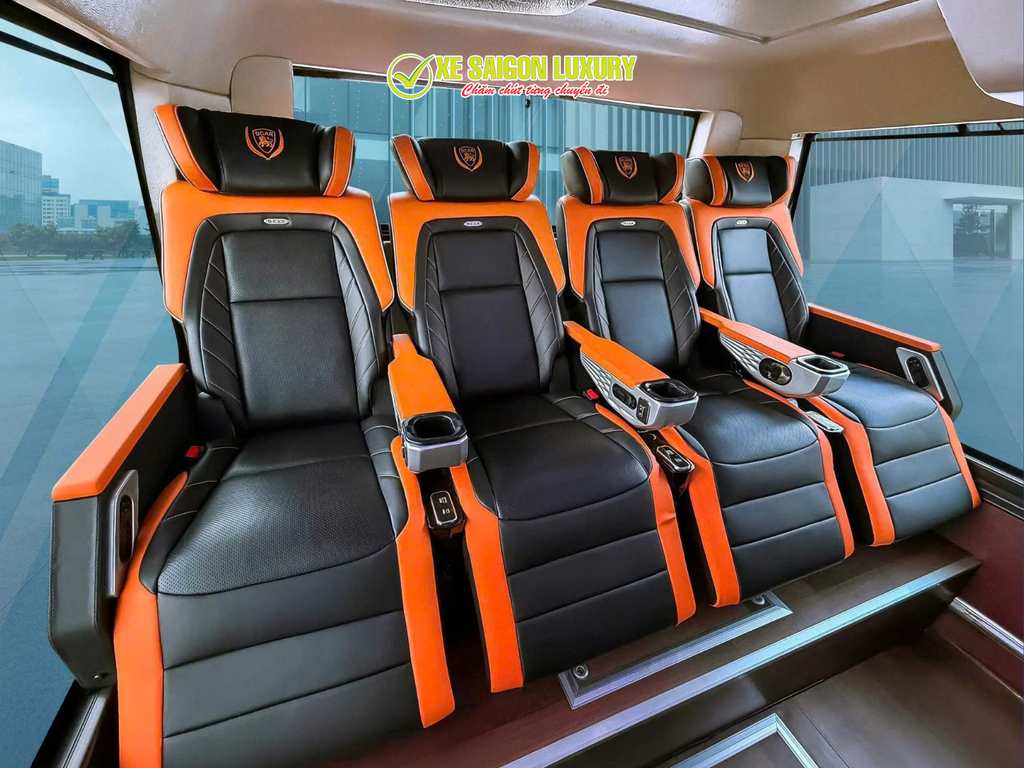 limousine-rental-for-golf-tour-saigon