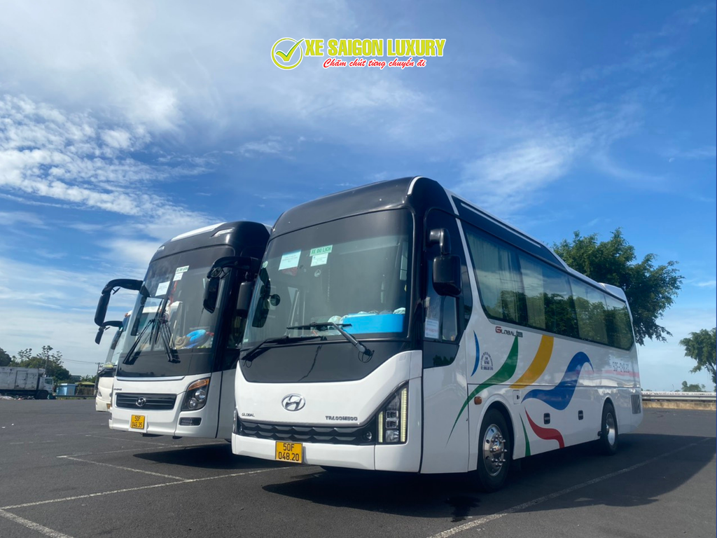 minibus-rental-with-driver-saigon