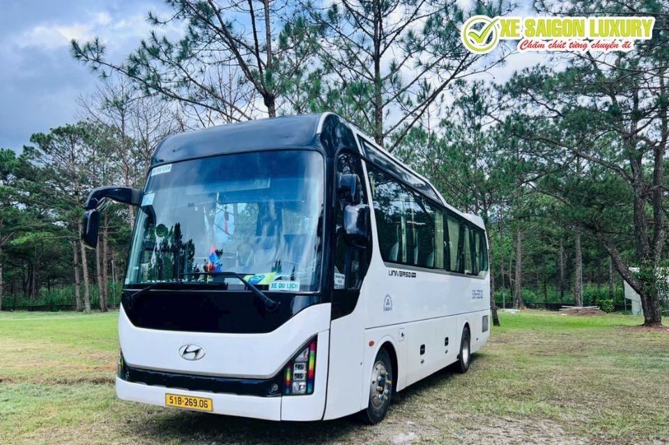 car-rental-in-vietnam