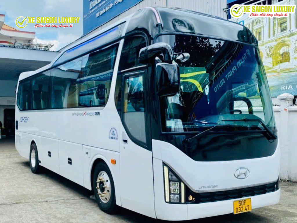 cho-thue-xe-29-cho-di-nha-trang