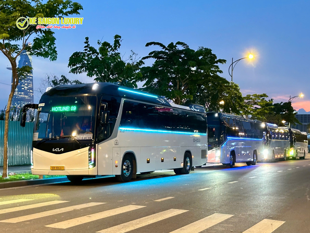 cho-thue-xe-45-cho-di-nha-trang