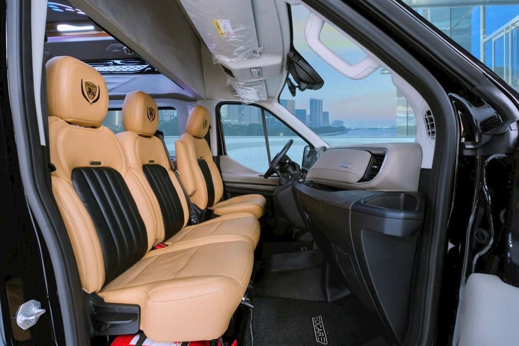 thuê xe limousine 9 cho