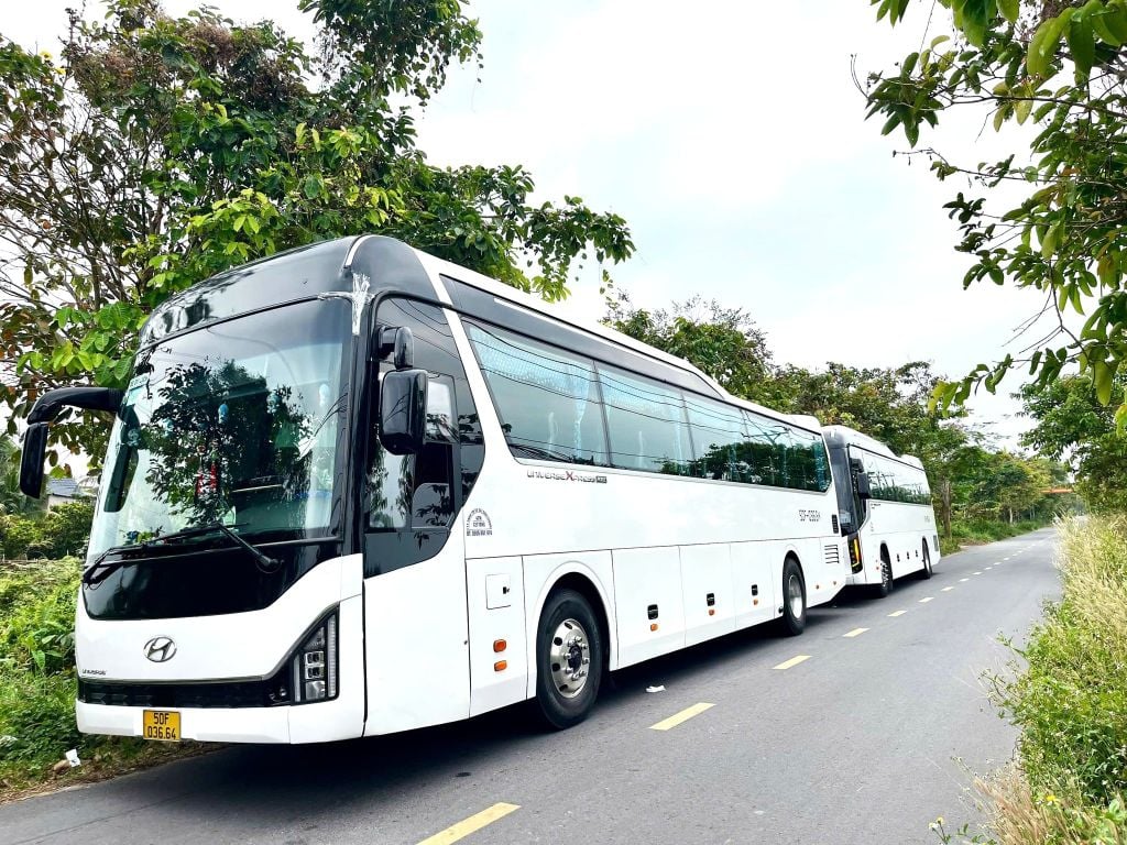 thuê xe 45 chỗ tphcm