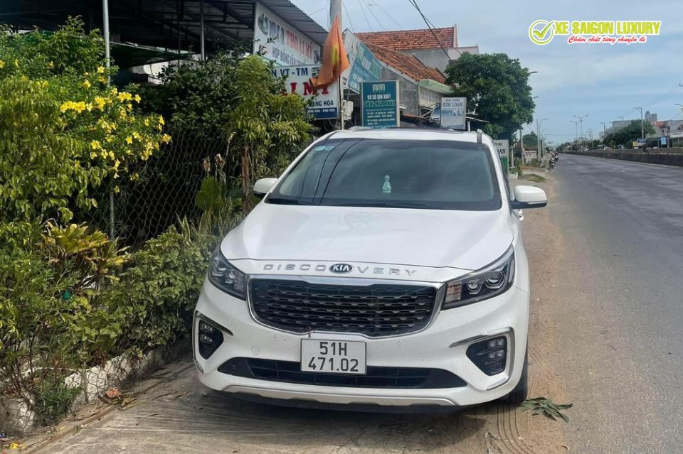 thue-xe-7-cho-don-tien-san-bay-long-thanh